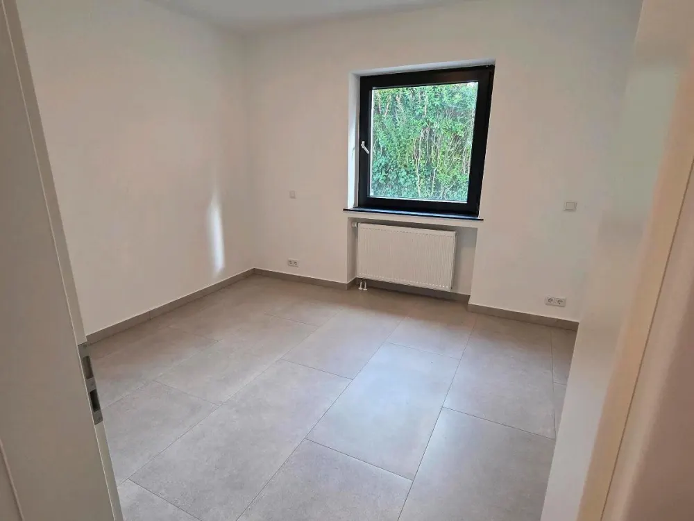 Du-Sùd, 2.5 Zimmer KDB