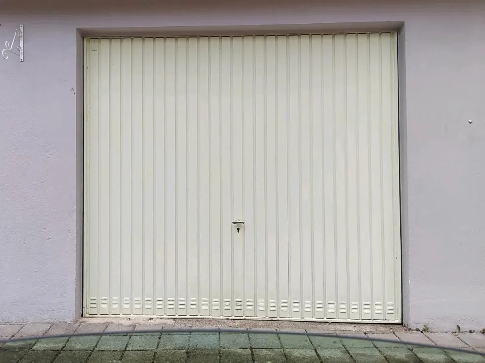 Schöne 2-Zi.-Wohnung mit Einzelgarage, EBK Fürth-Burgfarrnbach