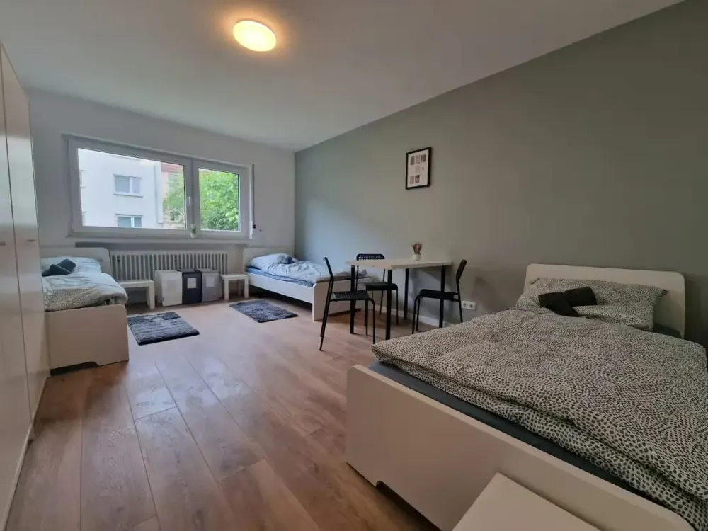 5 Zimmer Apartment WG geeignet