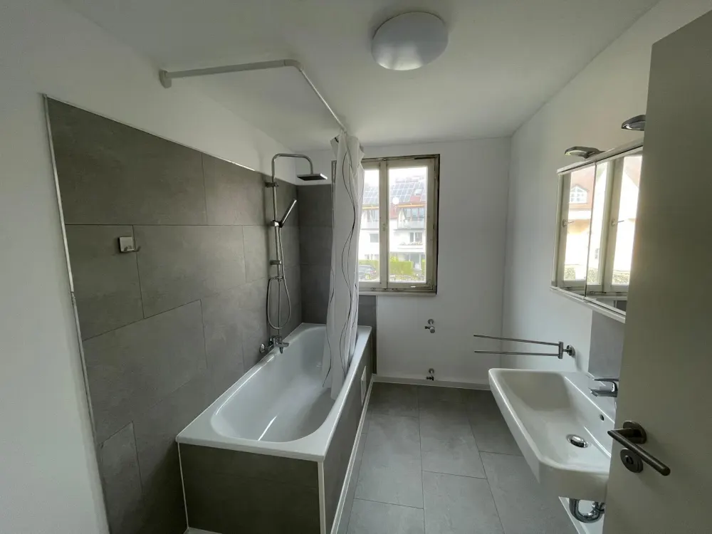 غرفة مفروشة في شقة مشتركة (15 م²) في Meersburg, موقع مركزي