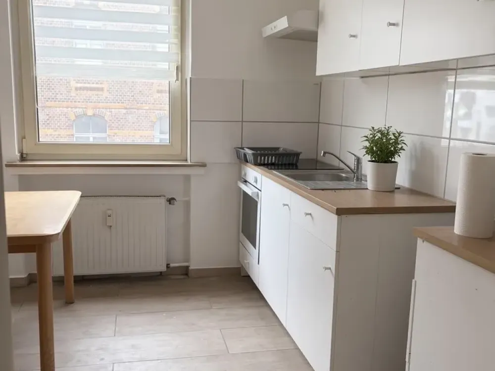 Living in the Center, Quiet House, Near University: 2.5 - 3 Room Apartment in Krefeld-Stadtmitte