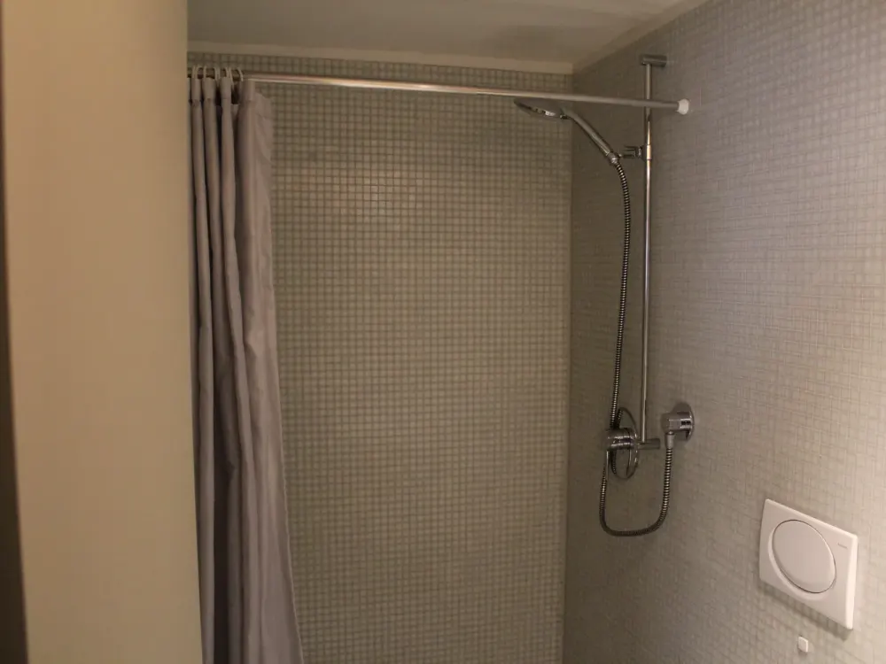 Nur für Wochenendpendler/innen - Modern möbliertes 1 Zi.-Apartment in zentraler Lage