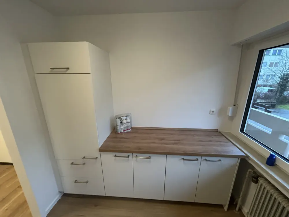 Bright, Well-Located 2-Room Apartment with Balcony in Pasing