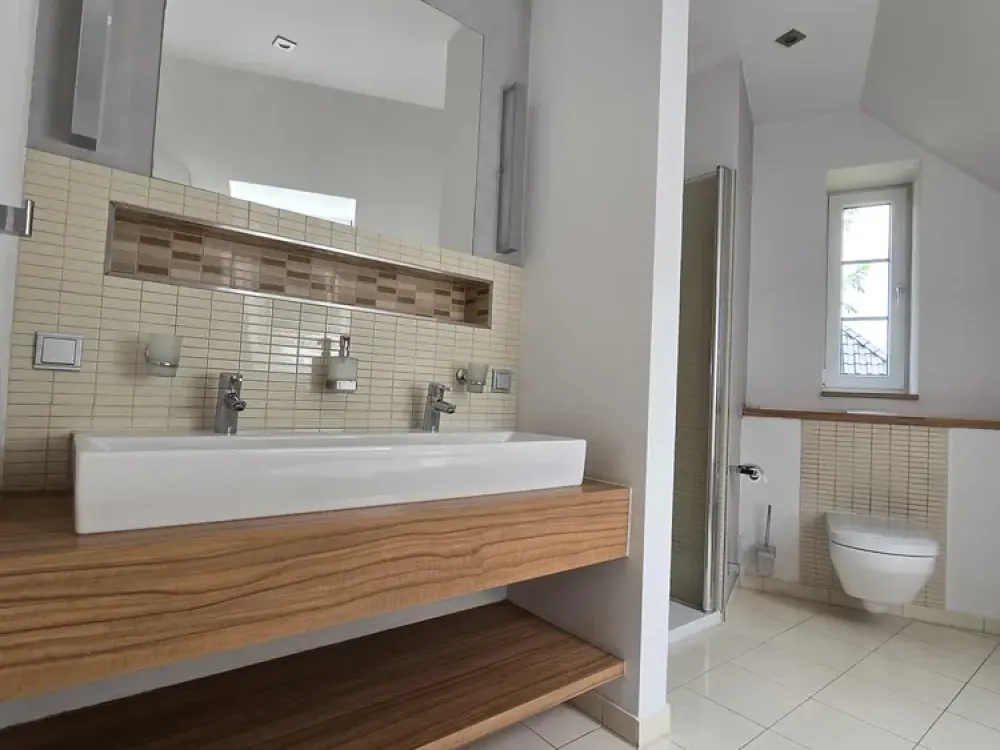 Großzügige Wohnung ruhiger und naturnaher Lage