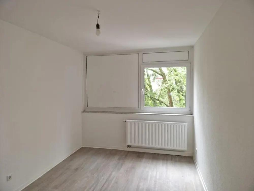 Auf gute Nachbarschaft: günstig geschnittene 3-Zi.-Wohnung