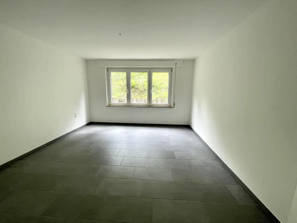 Moderne 3-Zimmer-Wohnung mit Terrasse, Einbauküche und Garage in attraktiver Lage von Esslingen