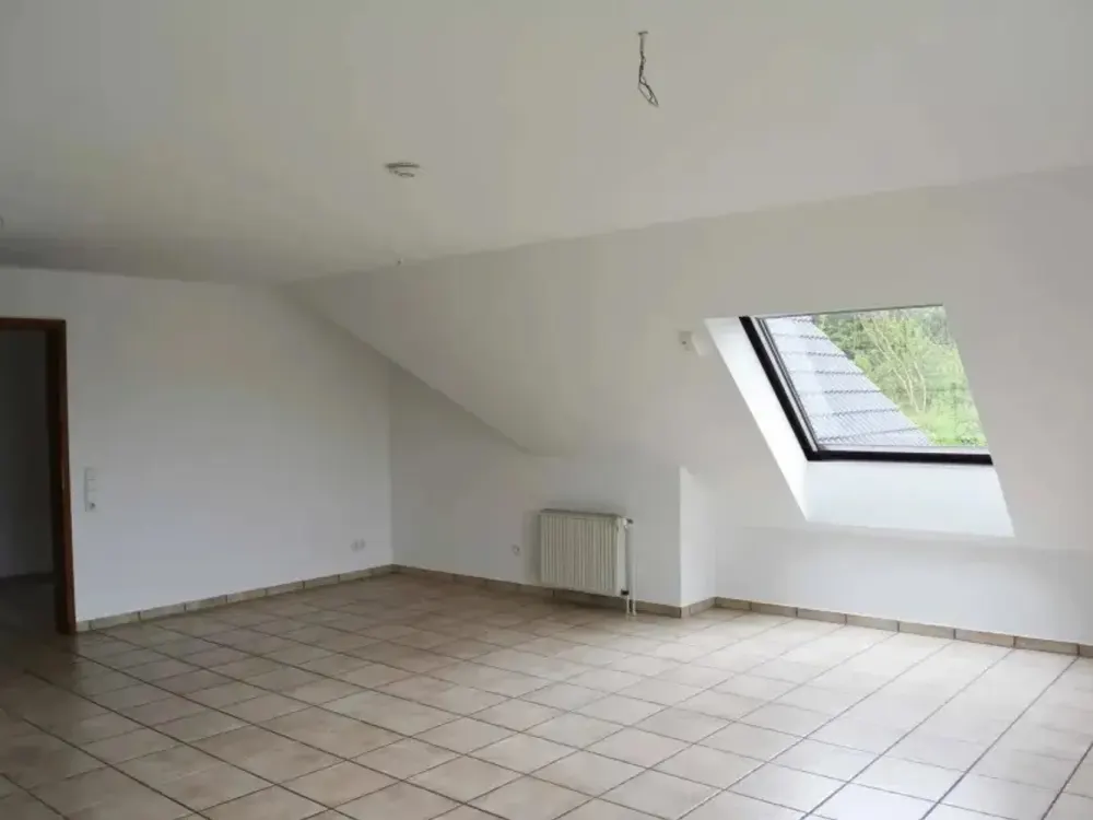 5-Zimmer-Wohnung in modernisiertem Zustand in Bochum-Langendreer