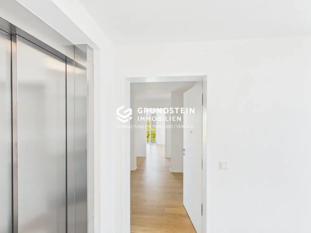 Helle 3-Zimmer-Dachgeschosswohnung in München