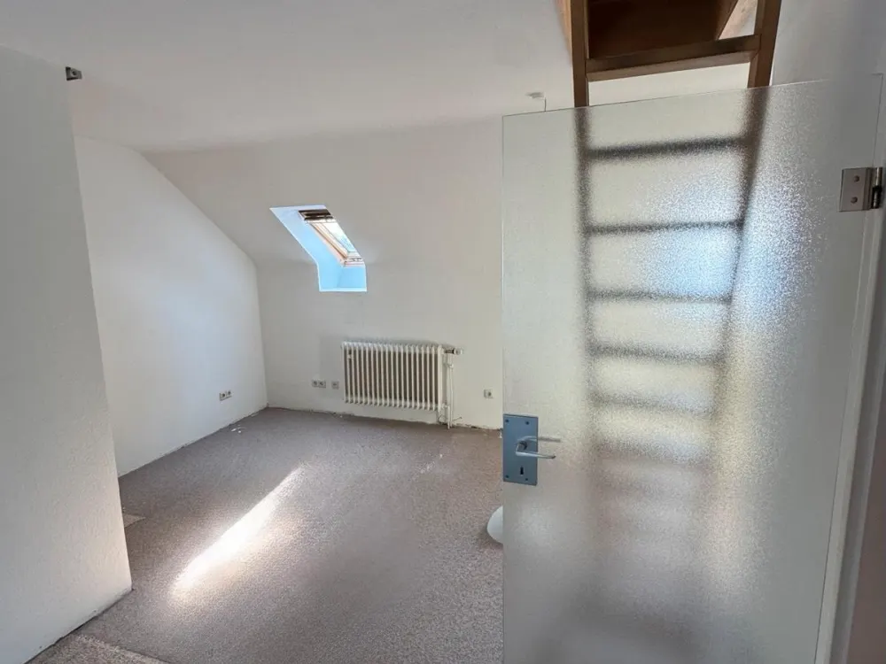 Ruhige Wohnung im DG in Recklinghausen