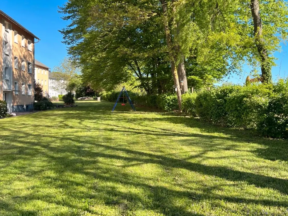 Schöne 4 Zimmerwohnung mit Balkon zu vermieten