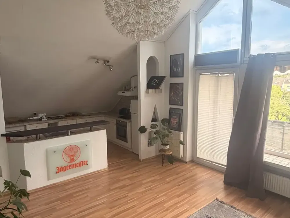 Incl. Einbauküche, Wohnen mit Charakter: 2-Zimmer-Wohnung in Köln-Wahnheide