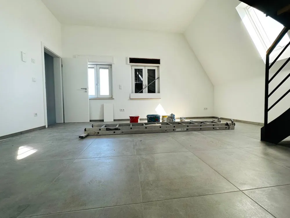 Helle klimatisierte 3 Zimmer Loft Wohnung in Nürnberg Buch
