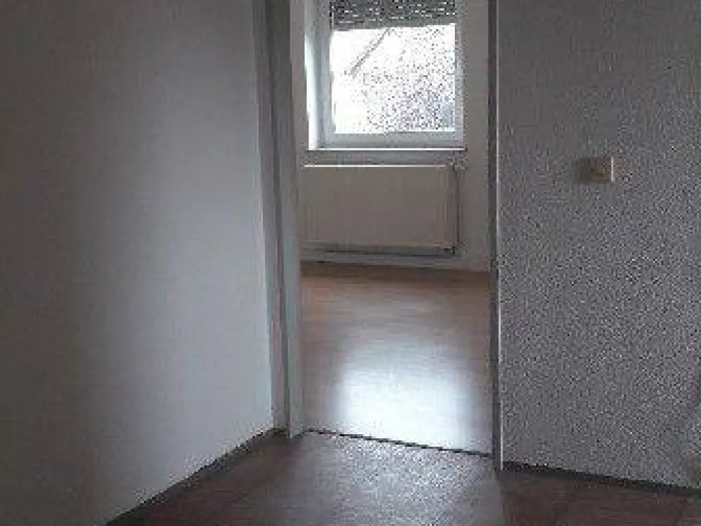 3-Zimmer Wohnung mit 62 Quadratmetern..wirkt riesengroß...kaum zu glauben..top Grundriß...deshalb !!