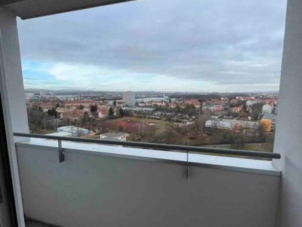 Nachmieter gesucht! Schöne 3-Raumwohnung mit tollem Blick über Dresden!