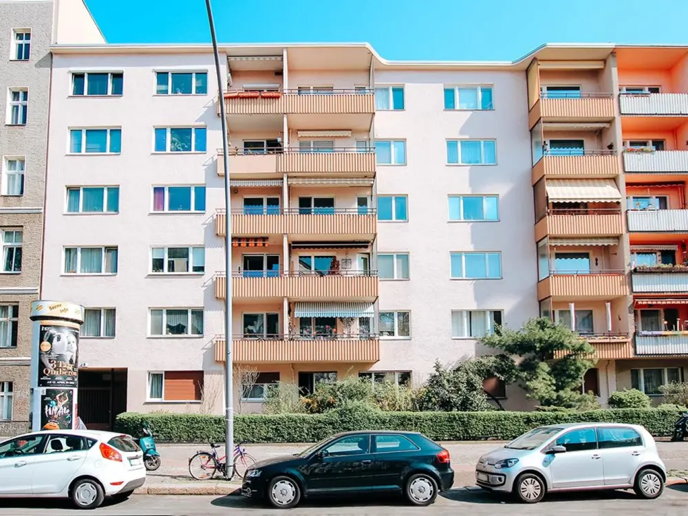 Große 1,5 Zi vollmöbliert in Mitte - kurze/ längere Zeit (Big fully furnished Apartment for Rent)