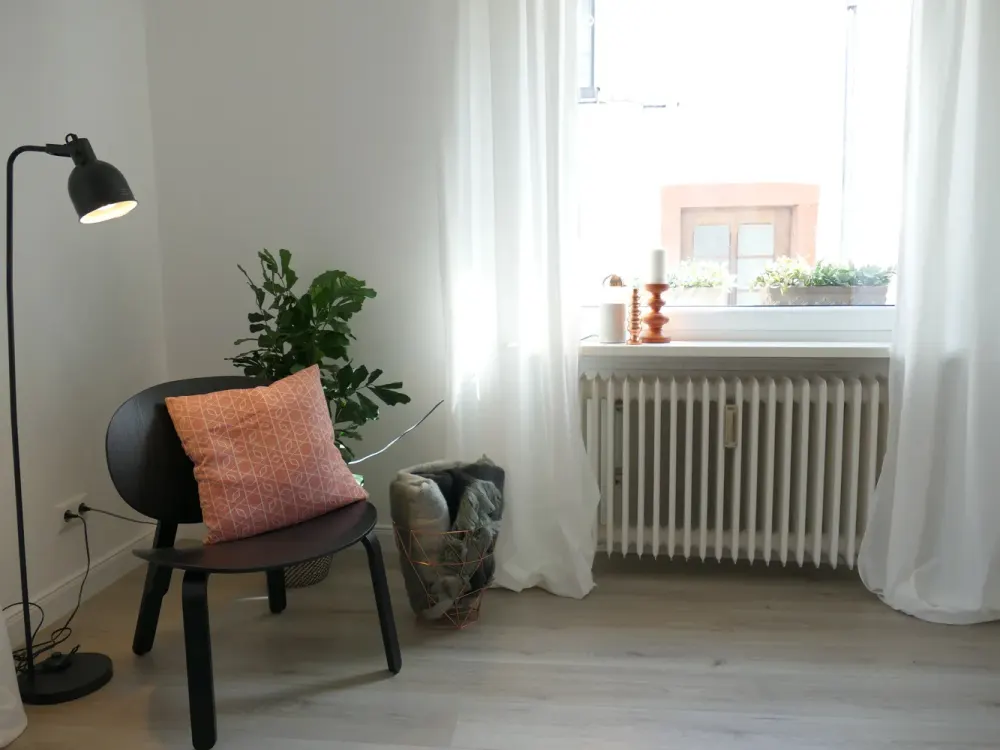 Schöne 1,5-Zimmer Wohnung (möbliert) am Fuße der Burg in Königstein.