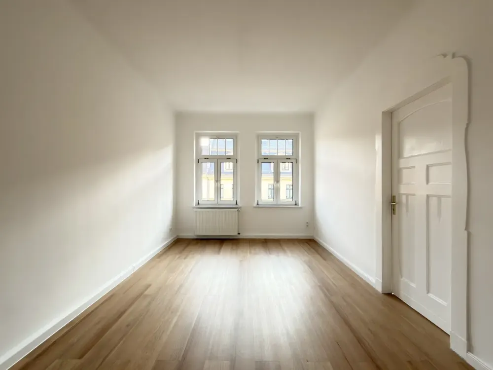 Erstbezug nach Sanierung! Helle 2-Zimmer-Wohnung mit Balkon und moderner Einbauküche