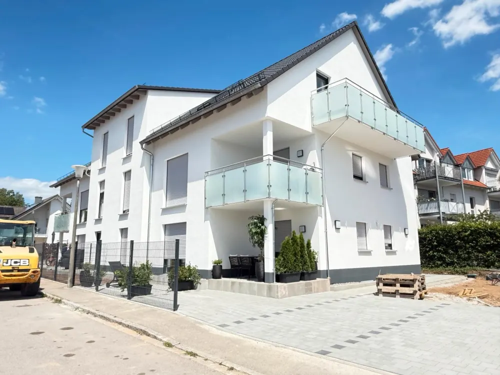 Moderne Neubauwohnung im 1. OG in sehr ruhiger Lage
