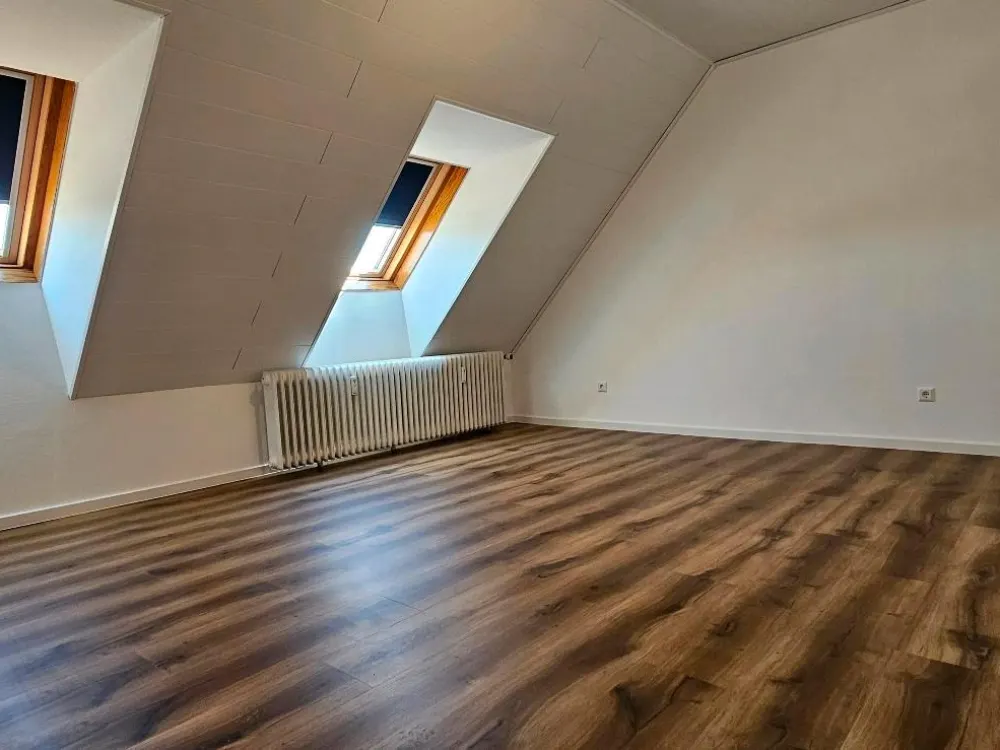 Freshly Renovated 3-Room Apartment Jockgrim