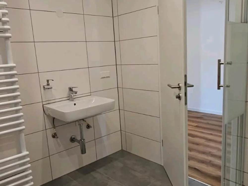 Freshly Renovated 3-Room Apartment Jockgrim