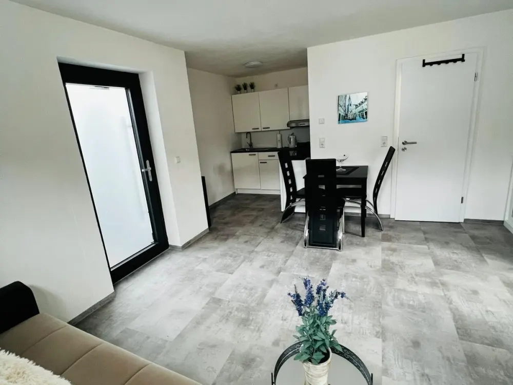 One-Room Apartment