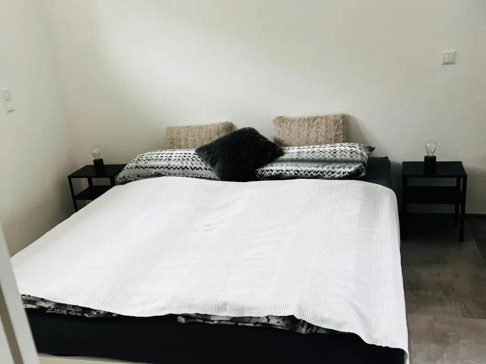 One-Room Apartment