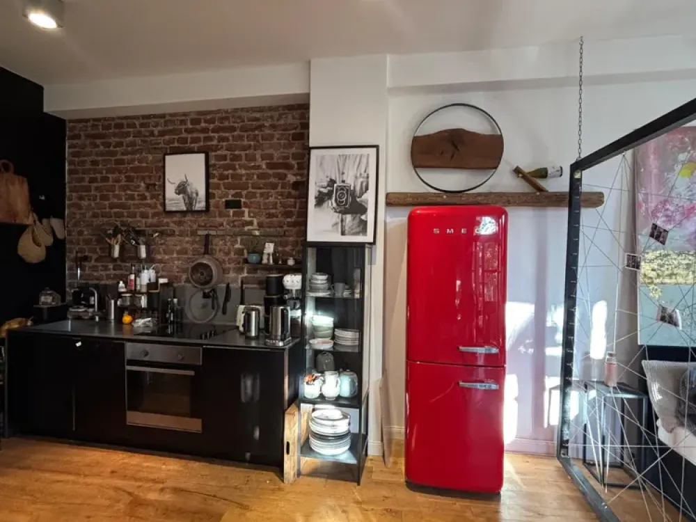 Beautiful 1-Room Loft in Köln Neustadt-Süd with Green View