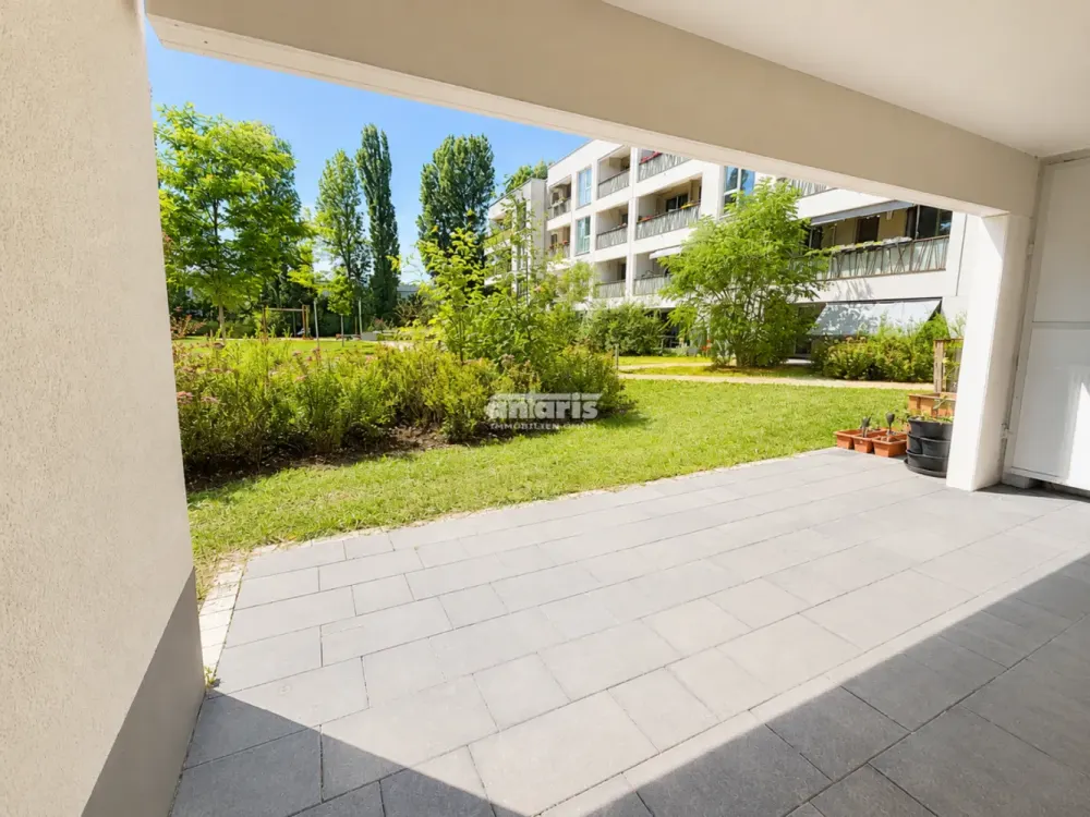 antaris Immobilien GmbH Your New Home: Bright 4-Room Apartment with Terrace