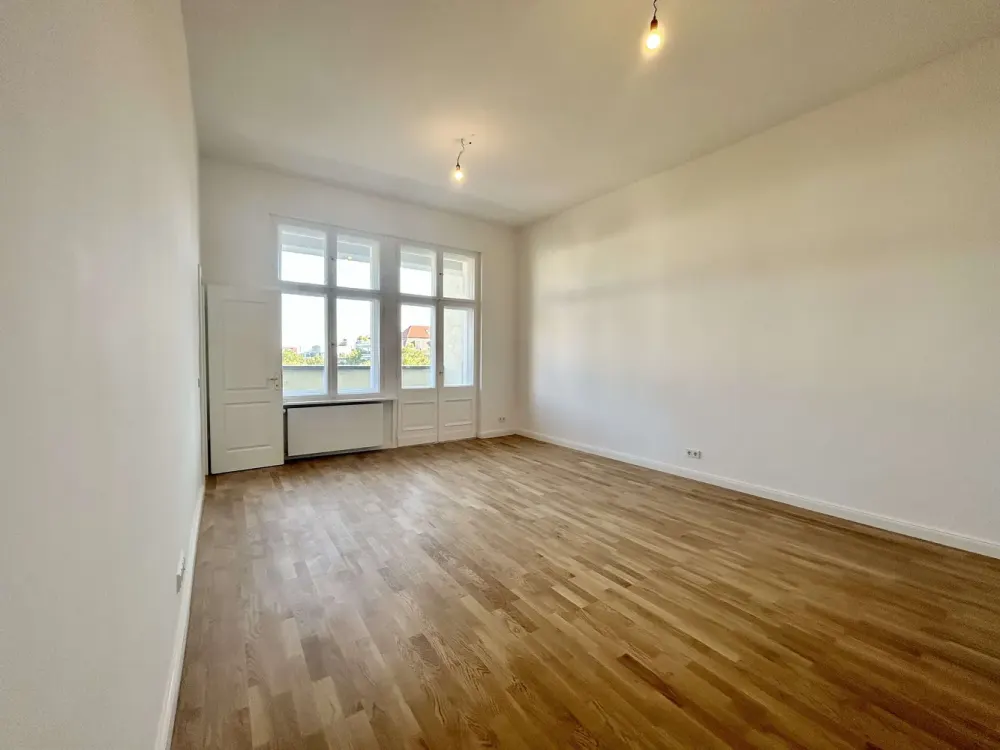 Altbauflair trifft saniertes Apartment mit Balkon!