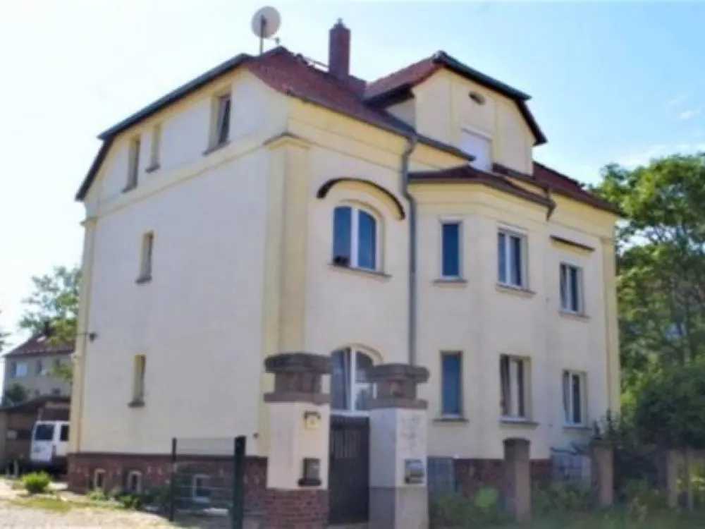 58qm 3 Raum Wohnung mitten in Krostitz, Garten, Stellplatz u.v.m.