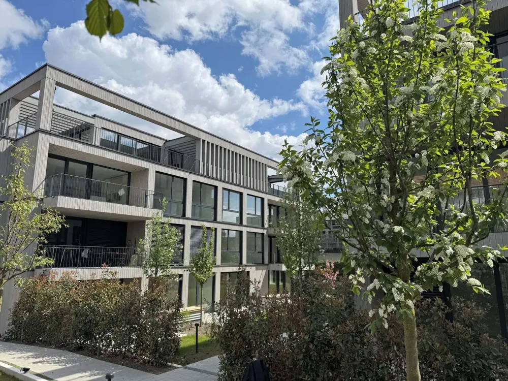 Modern 3.5-Room Apartment with Large Southwest Terrace - New Build First Occupancy