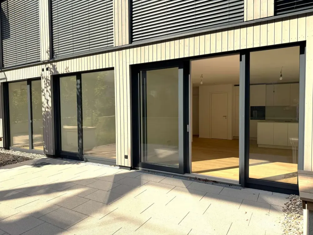 Modern 3.5-Room Apartment with Large Southwest Terrace - New Build First Occupancy