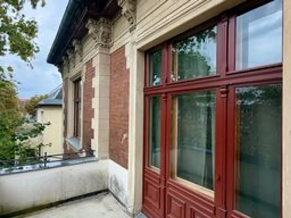 6-Zimmer-Wohnung in historischer Stadtvilla in Steglitz, ideal für Berufs-WG