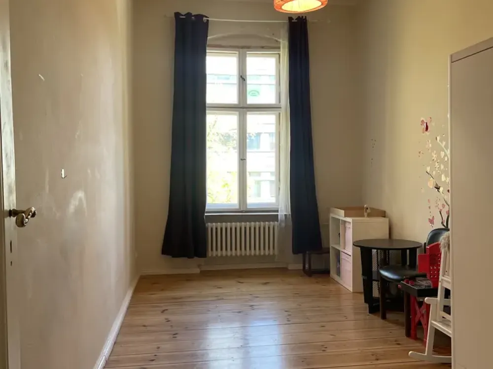 6-Zimmer-Wohnung in historischer Stadtvilla in Steglitz, ideal für Berufs-WG
