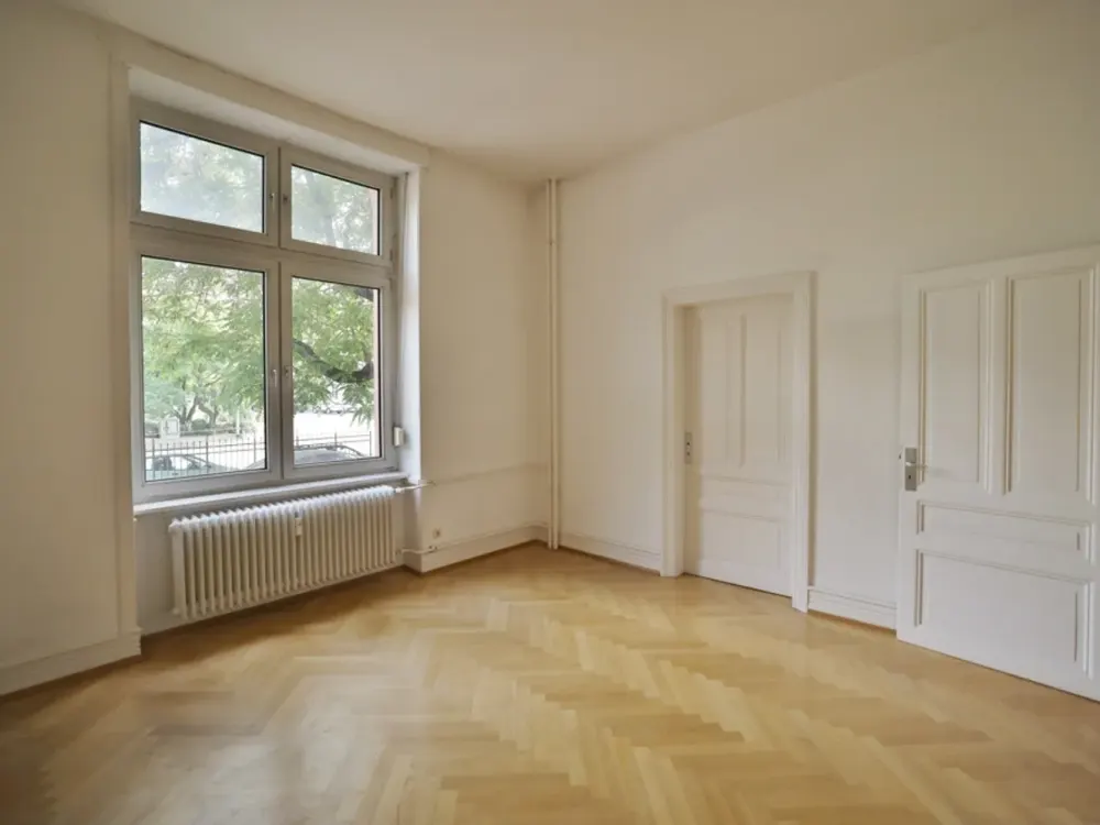 Ihr neues Zuhause im Herzen Frankfurts, 4 Zimmer mit Altbaucharakter
