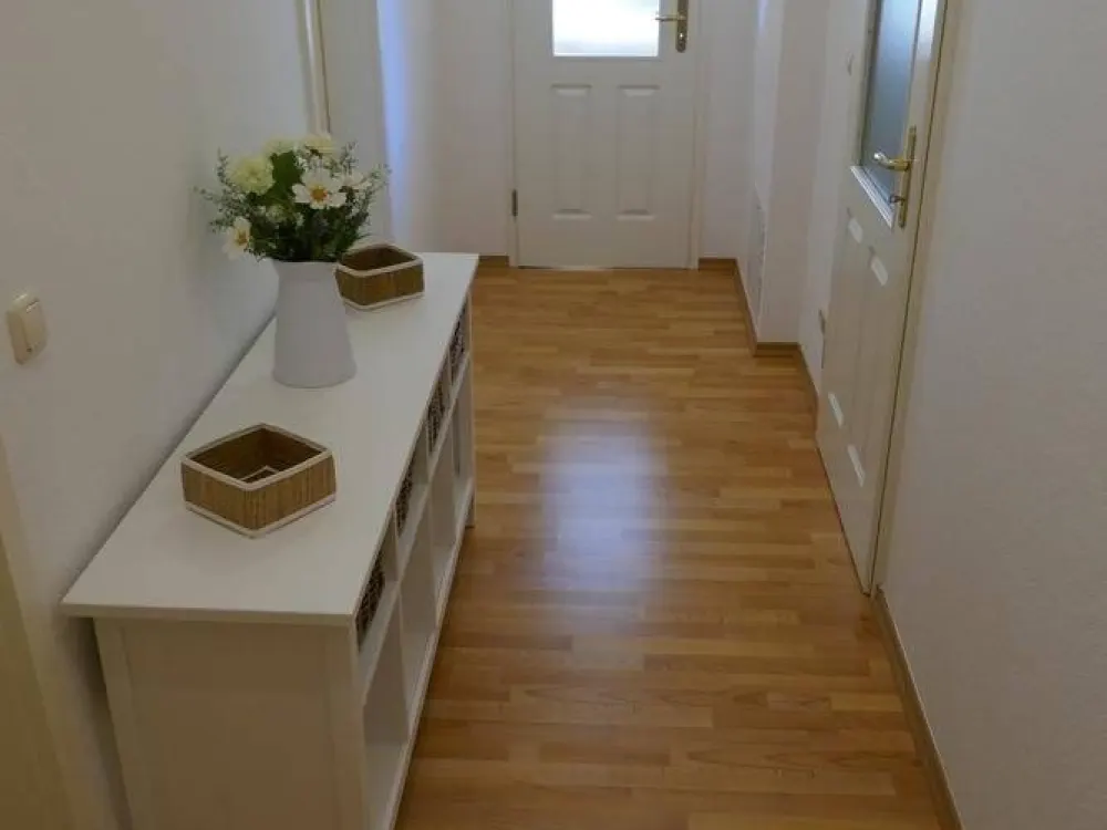 18012 HomeCompany Dresden Möbliert/Furnished 3-Zimmer Apartment in Dresden-Blasewitz max. 4 Personen