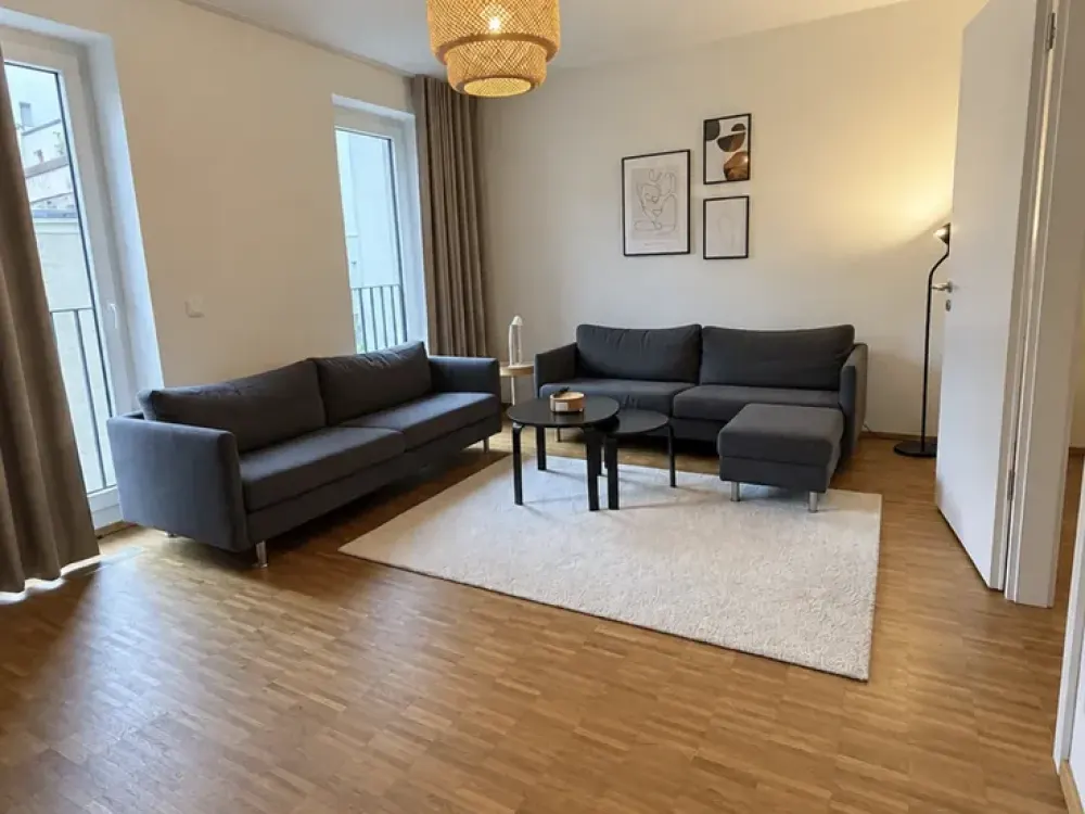 Exklusiv wohnen in der Altstadt: 3-Zimmer-Maisonette mit Balkon & 2 Bädern, Einziehen & wohlfühlen!