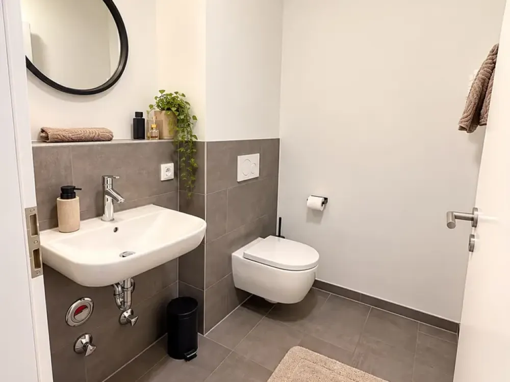 Exklusiv wohnen in der Altstadt: 3-Zimmer-Maisonette mit Balkon & 2 Bädern, Einziehen & wohlfühlen!