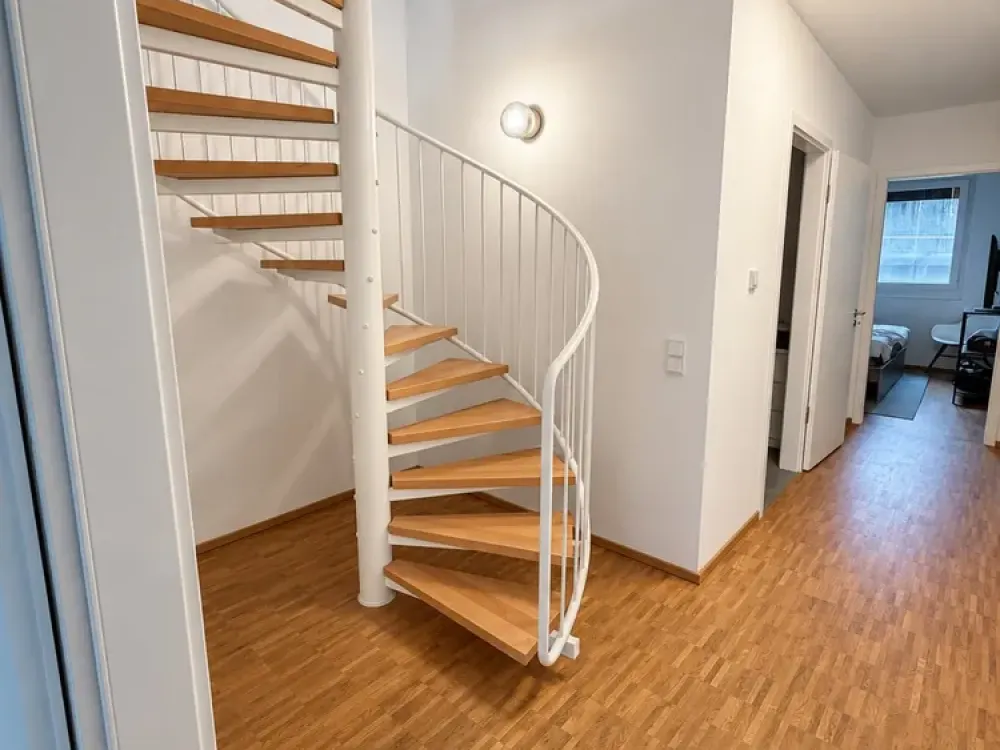 Exklusiv wohnen in der Altstadt: 3-Zimmer-Maisonette mit Balkon & 2 Bädern, Einziehen & wohlfühlen!