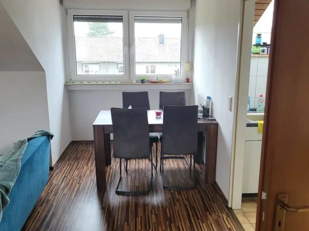 Super gemütliche Wohnung mit verschiedenen Einkaufsmöglichkeiten fußläufig zu erreichen