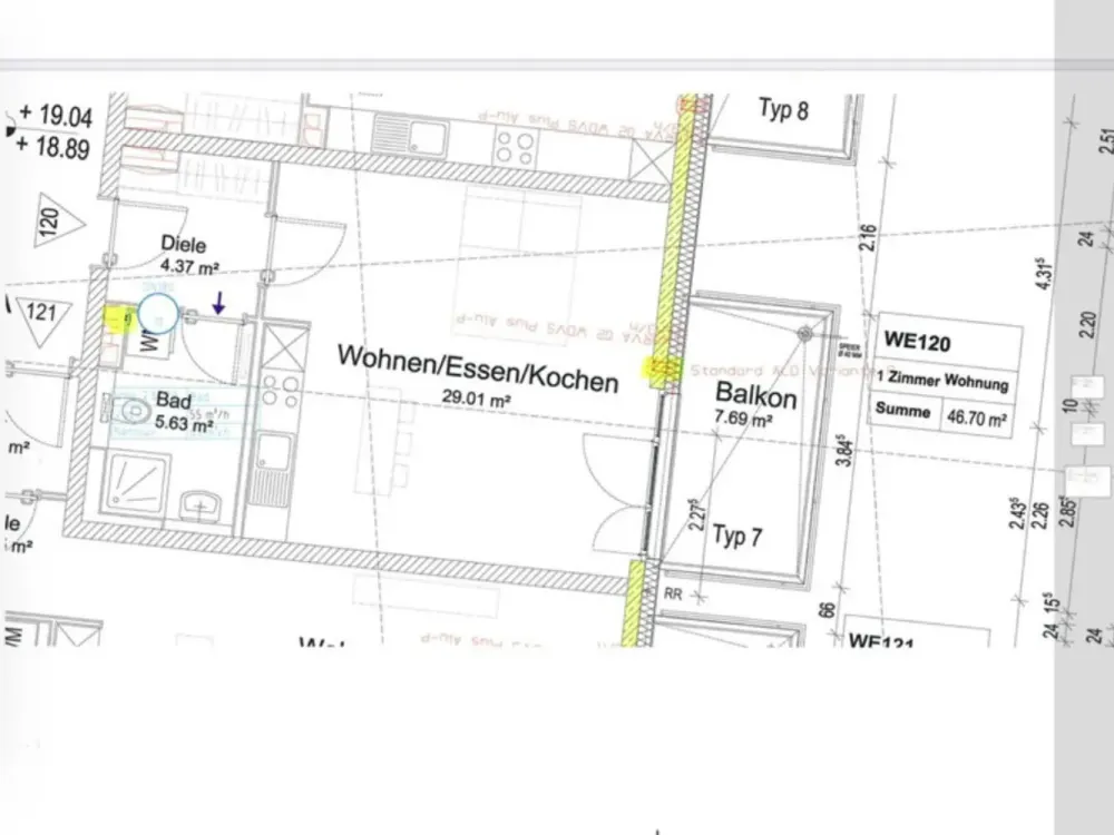 Zentral wohnen mit Aussicht: Modernes 1-Zimmer-Studio mit Balkon und Einbauküche