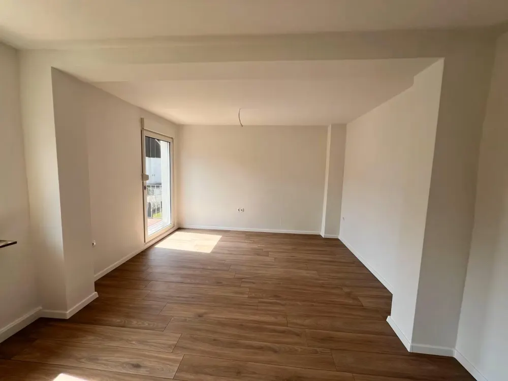 2,5 Zimmer-Wohnung mit zwei Balkone