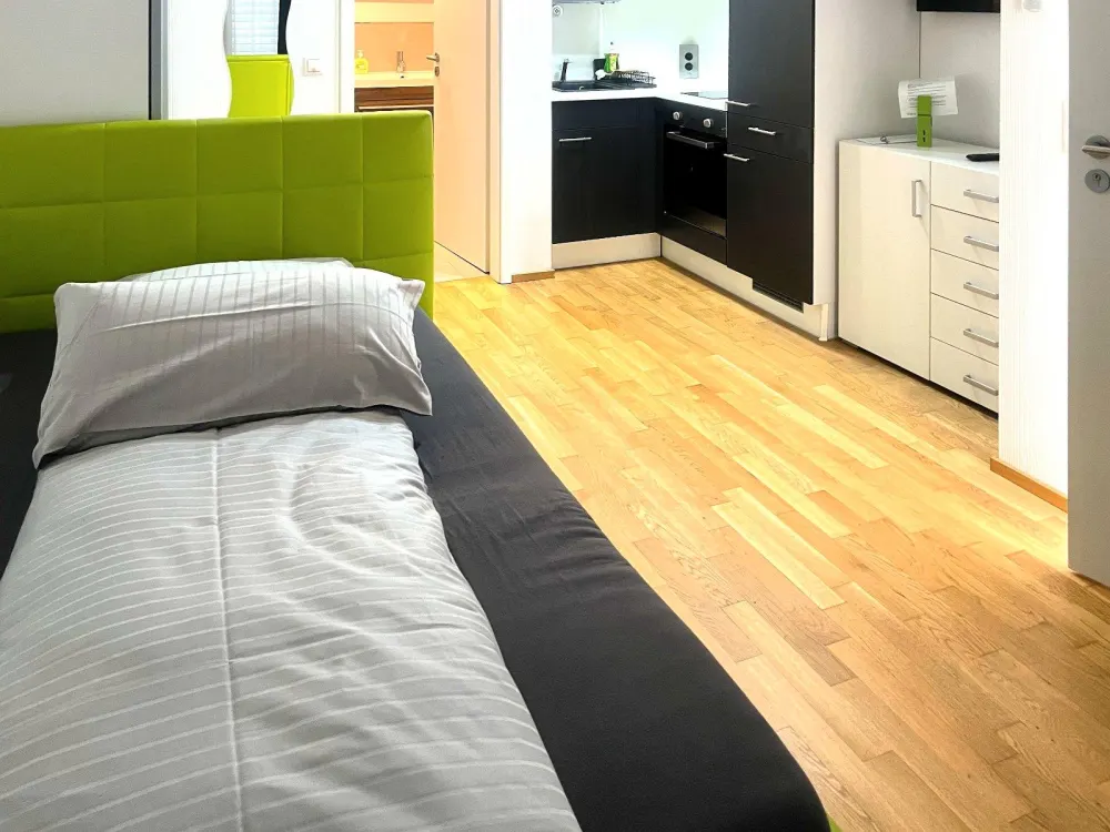 Verfügbares 1-Zimmer-Apartment in Mörfelden, voll ausgestattet und umfangreich eingerichtet