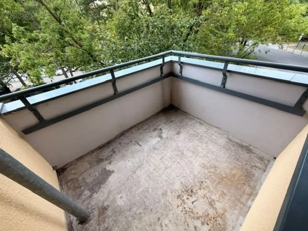 Hier steckt Potential drin - 4-Zimmer-Wohnung mit Balkon Berlin-Hakenfelde!