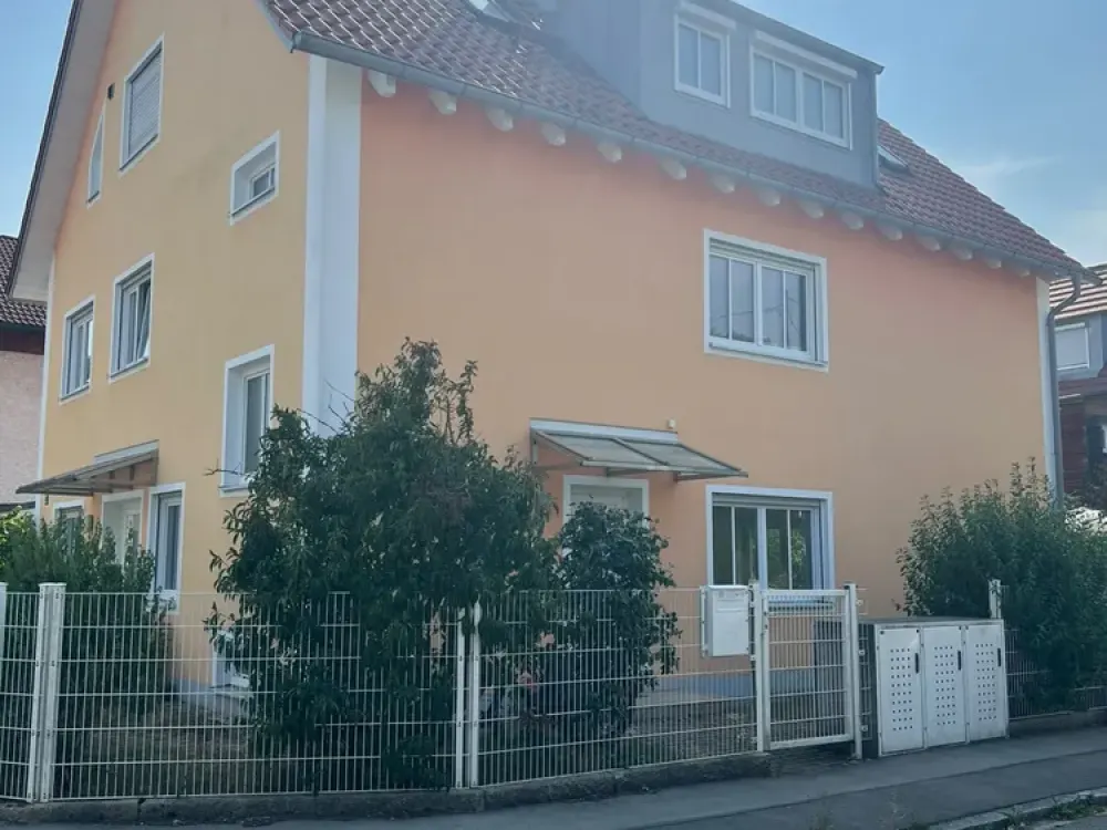 House-in-House: 5-Room Apartment in Berg am Laim