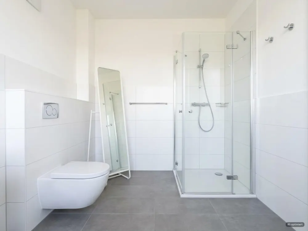 Schöne 3-Zimmer-Erdgeschosswohnung mit Terrasse und EBK, ca. 110 m² neuwertig