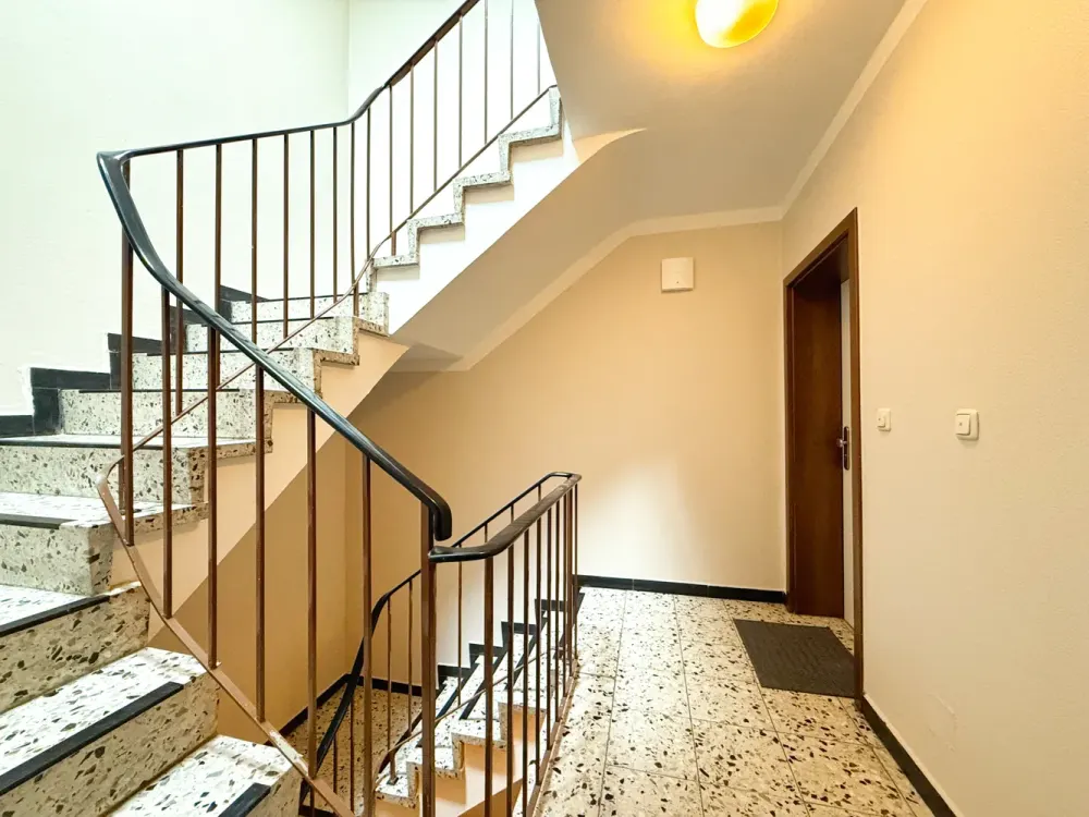 Stylishly Furnished 1-Room Apartment with Balcony in Bremen Neustadt