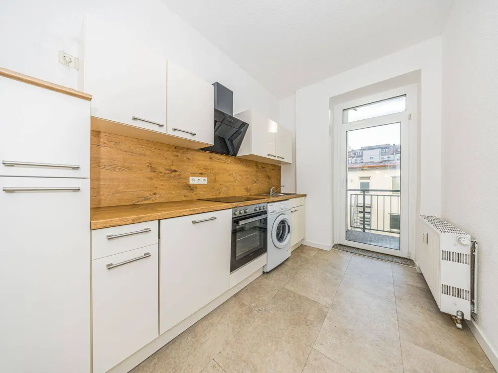 3-Raum-Wohnung mit Balkon und inklusive Einbauküche!