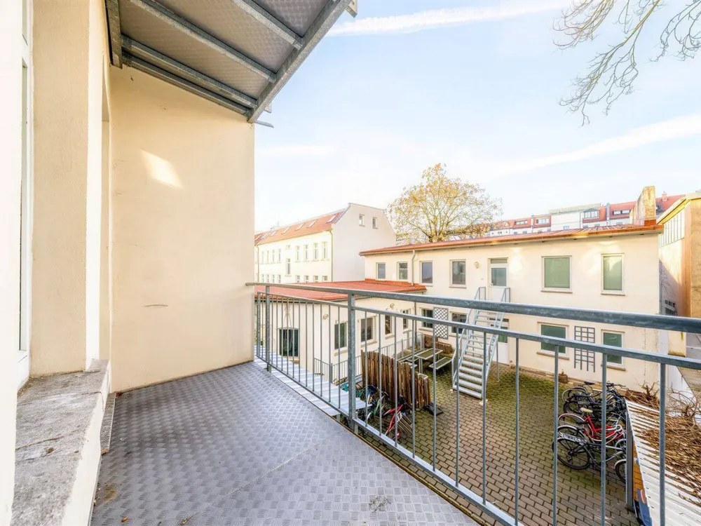 3-Raum-Wohnung mit Balkon und inklusive Einbauküche!