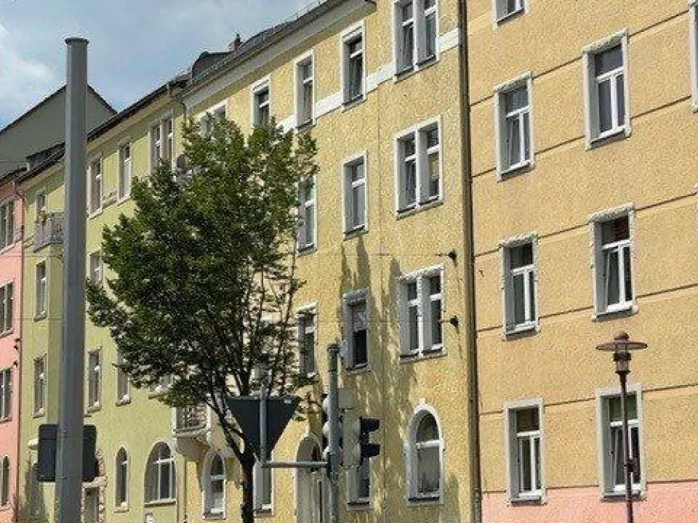 Charmante 2-Zimmer-Wohnung mit Balkon in Dresden-Cotta